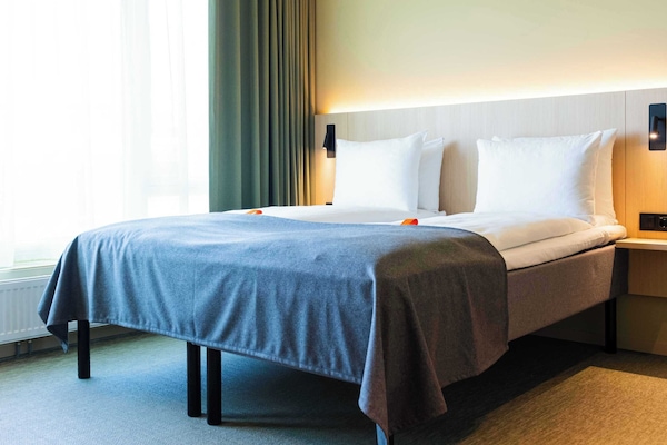 Firemannsrom – familie | Skrivebord, skrivebord for bærbar PC, wi-fi (inkludert) og sengetøy