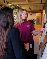 入住/退房自助服务终端