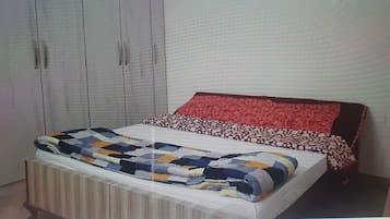2 Schlafzimmer, Bügeleisen/Bügelbrett, kostenloses WLAN, Bettwäsche