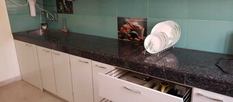 SimpleNSmart- homestay experience with peaceNtranquility.With Highspeed B/dband.