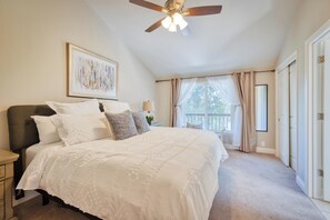 5 Schlafzimmer, Bügeleisen/Bügelbrett, kostenloses WLAN, Bettwäsche