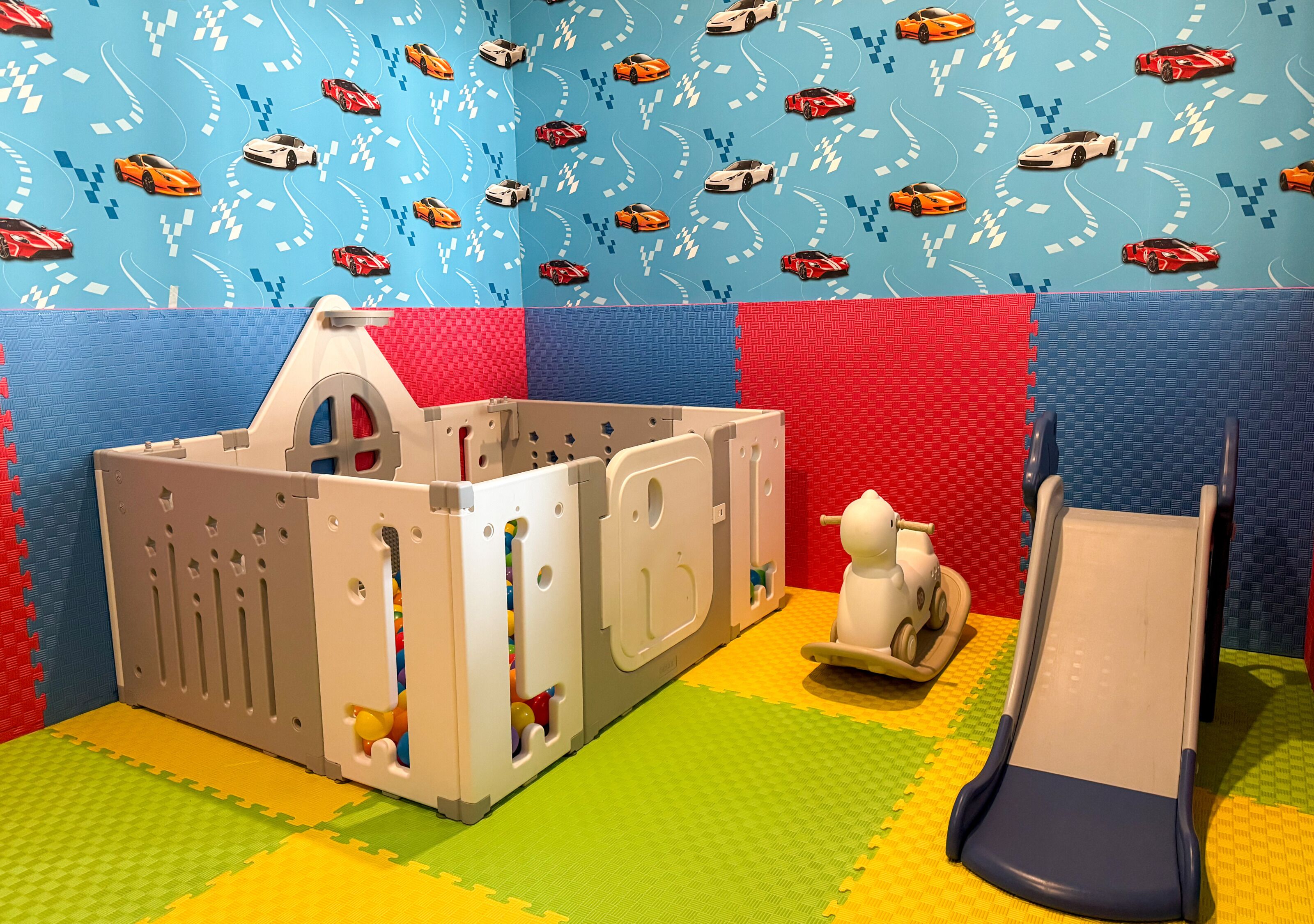 children’s play area – indoor