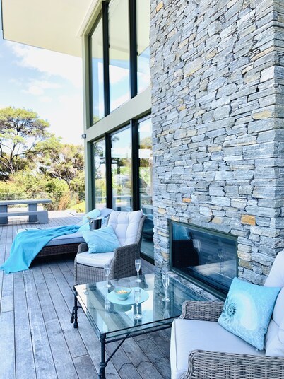 No.1 in far North Whangaroa Top Luxury- Cosy retreat "Kauri Hill Estate"  Lodge