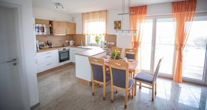 4****Sterne Spatzennest 86 sqm between Augsburg and Ulm quietly located new building