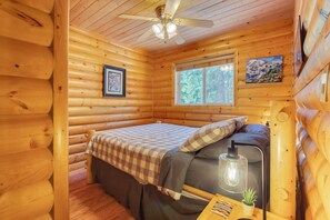 4 quartos, escrivaninha, Wi-Fi de cortesia, roupa de cama