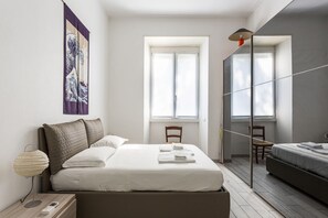 2 chambres, fer et planche à repasser, Wi-Fi gratuit, draps fournis