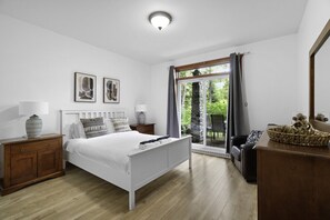 2 bedrooms, desk, iron/ironing board, free WiFi