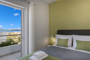 Apartment (2) | In-room safe, soundproofing, iron/ironing board, free cribs/infant beds