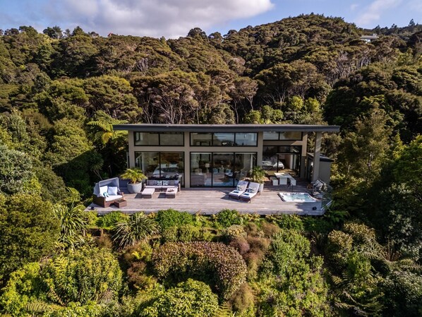 Exterior - KAURI HILL ESTATE Luxe Mountain Retreat Overlooking Whangaroa Harbour (Northland)