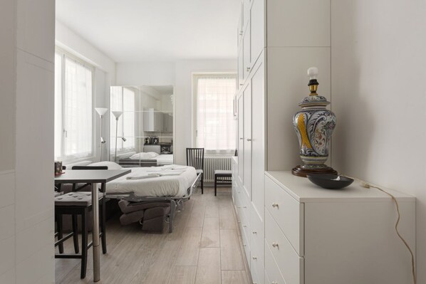 1 chambre, fer et planche à repasser, Wi-Fi gratuit, draps fournis