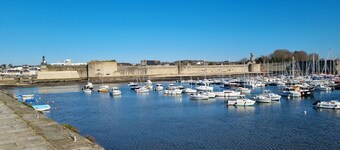 Bel Appartement Avec Balcon Front de Mer au Centre de Concarneau