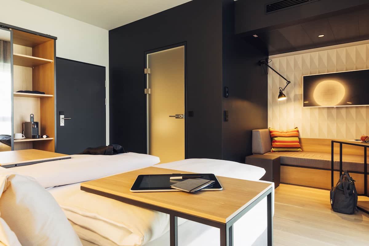 standard room | 1 bedroom, hypo-allergenic bedding, in-room safe, desk