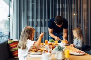 Dagelijks ontbijtbuffet (toeslag)