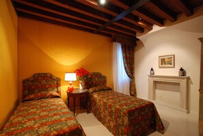 2 Schlafzimmer, Bügeleisen/Bügelbrett, Reisekinderbett, kostenloses WLAN