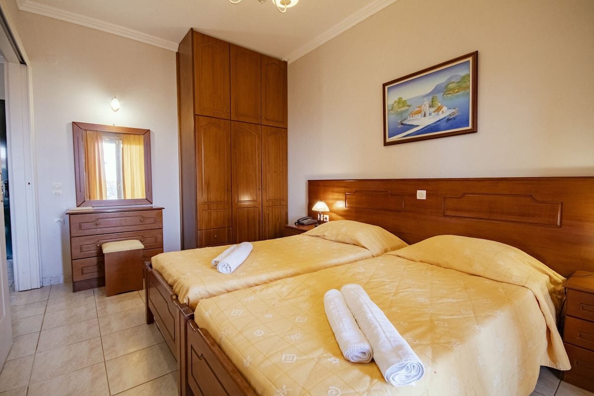 Standard Apartment | 1 bedroom, in-room safe, free WiFi, bed sheets