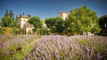 Enceinte de lâhĂ©bergement