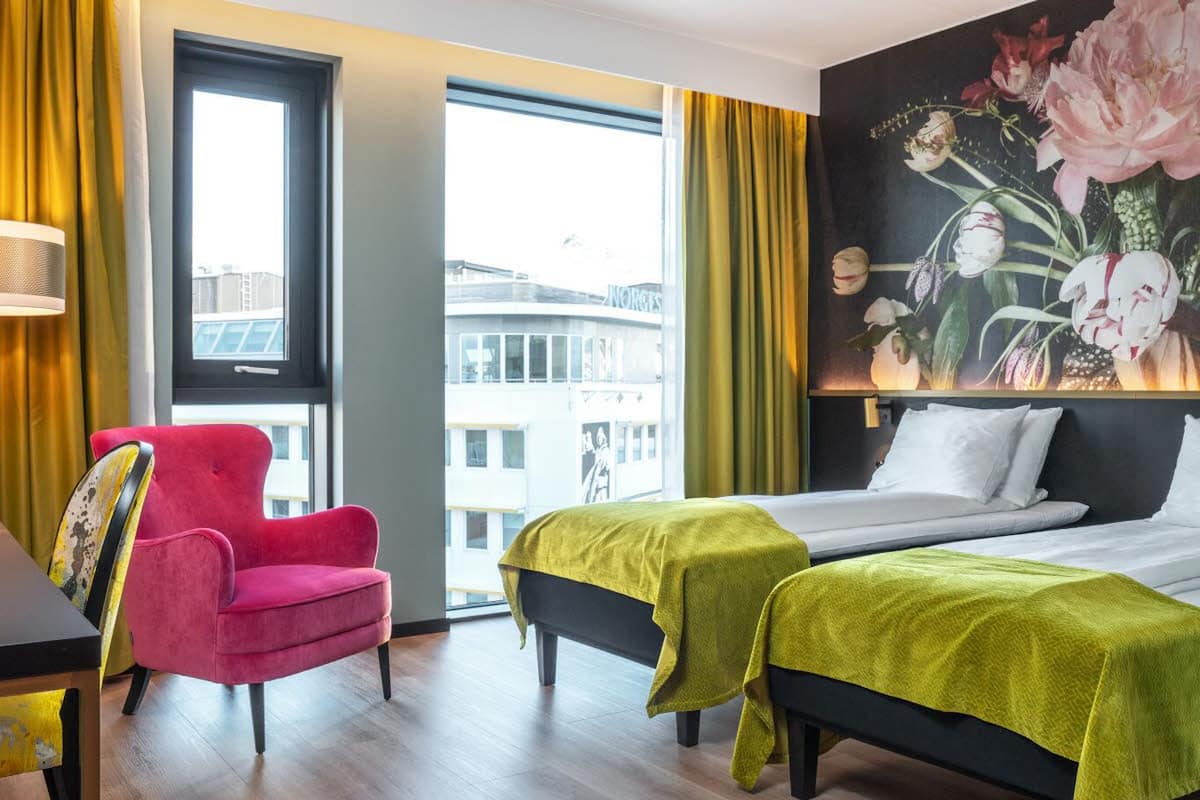 room, accessible | minibar, in-room safe, desk, laptop workspace