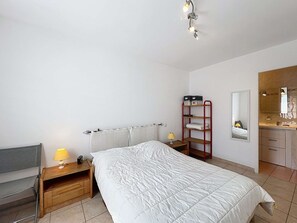3 bedrooms