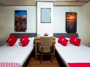 Deluxe Double Room | Free WiFi, bed sheets - Remedios Apartment (Manila)