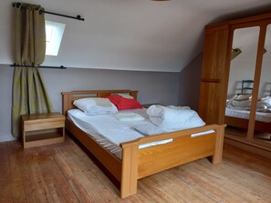 4 chambres, draps fournis