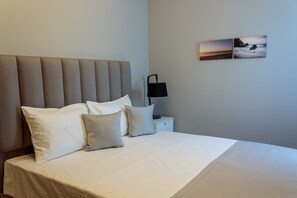 1 bedroom, desk, iron/ironing board, travel cot