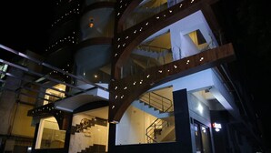 Exterior - Rowan Tree by Poppys Chennai (Chennai)