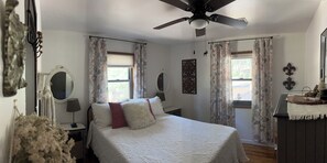 3 bedrooms, desk, free WiFi, bed sheets - Mountain retreat with close proximity to lake and town square (Prescott)