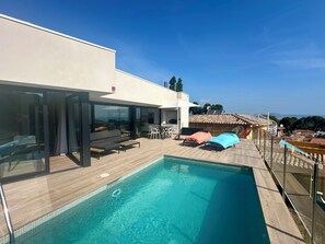 Piscina externa