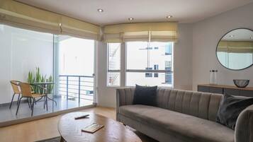 TV, stereo, offices