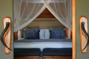 15 bedrooms, desk, internet, bed sheets - Big game viewing, rich variety of wildlife (Mokopane)