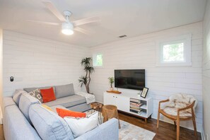 TV, Netflix, Hulu og strømmetjenester