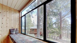 Condo, 2 Bedrooms | Interior