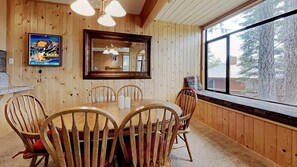 Apartment, 2 Schlafzimmer | Speisen