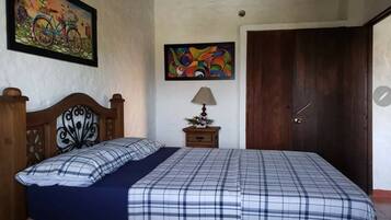 3 habitaciones, wifi gratis y ropa de cama