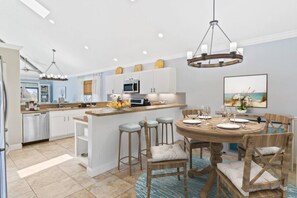 Dining - Jax Beach Escape | Heated Pool + Key West Charm (Jacksonville Beach)