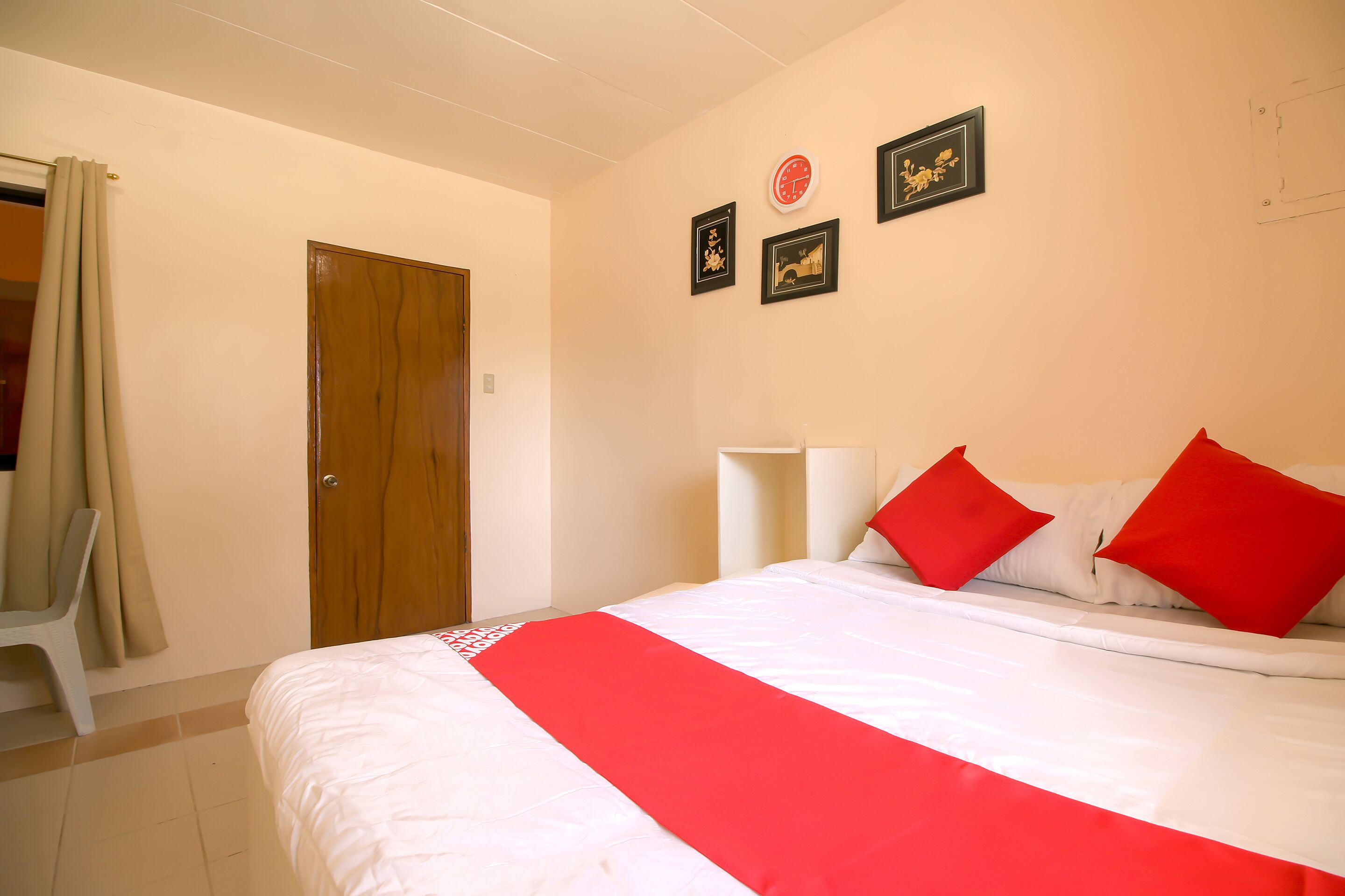 Wifi gratis y ropa de cama 