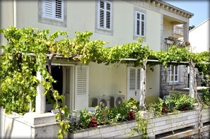 Apartment | Bahagian luar