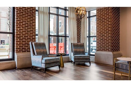 Studio  sleeps 4; kitchen - 1 partial; bedding includes 1 king bed, 1 sofa bed