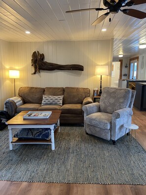 Smart TV, fireplace, video games, DVD player