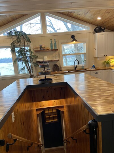 Driftwood Retreat on Tennessee River/Pickwick Lake