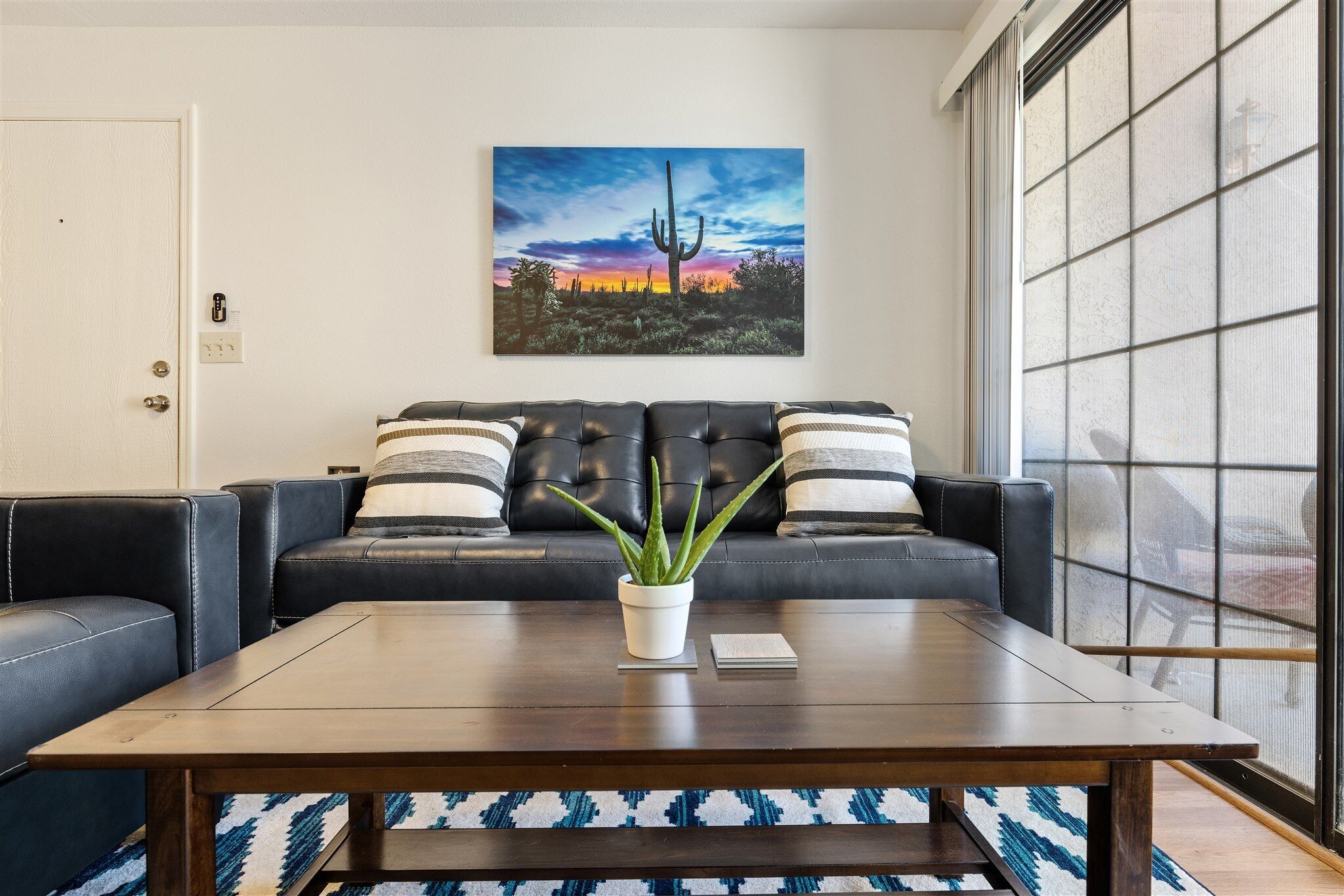 🌵☀️Arizona Themed Condo - 1st Floor, community Pool/Spa - Great Location!!