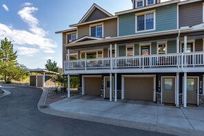Exterior - Town Home On The River. A/C. Views. Fish. Hot Springs. Walk To Town . (Pagosa Springs)