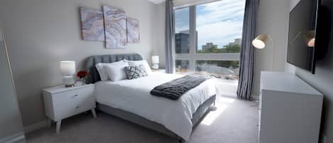 1 Schlafzimmer, Schreibtisch, Bügeleisen/Bügelbrett, kostenloses WLAN
