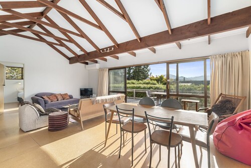 Goodall Crib - Wanaka Holiday Home