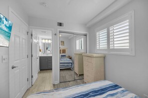 1 Schlafzimmer, Bügeleisen/Bügelbrett, Reisekinderbett, kostenloses WLAN