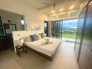 3 Schlafzimmer, Schreibtisch, Bügeleisen/Bügelbrett, kostenloses WLAN