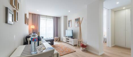 Fernseher