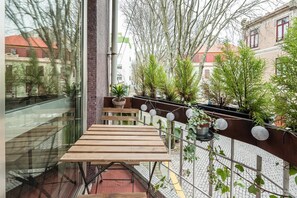 屋外ダイニングエリア