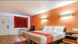 Single Room | Laptop workspace, WiFi (free) - sunshine motel iii (Ferndale)
