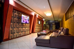 Sala de estar en el lobby